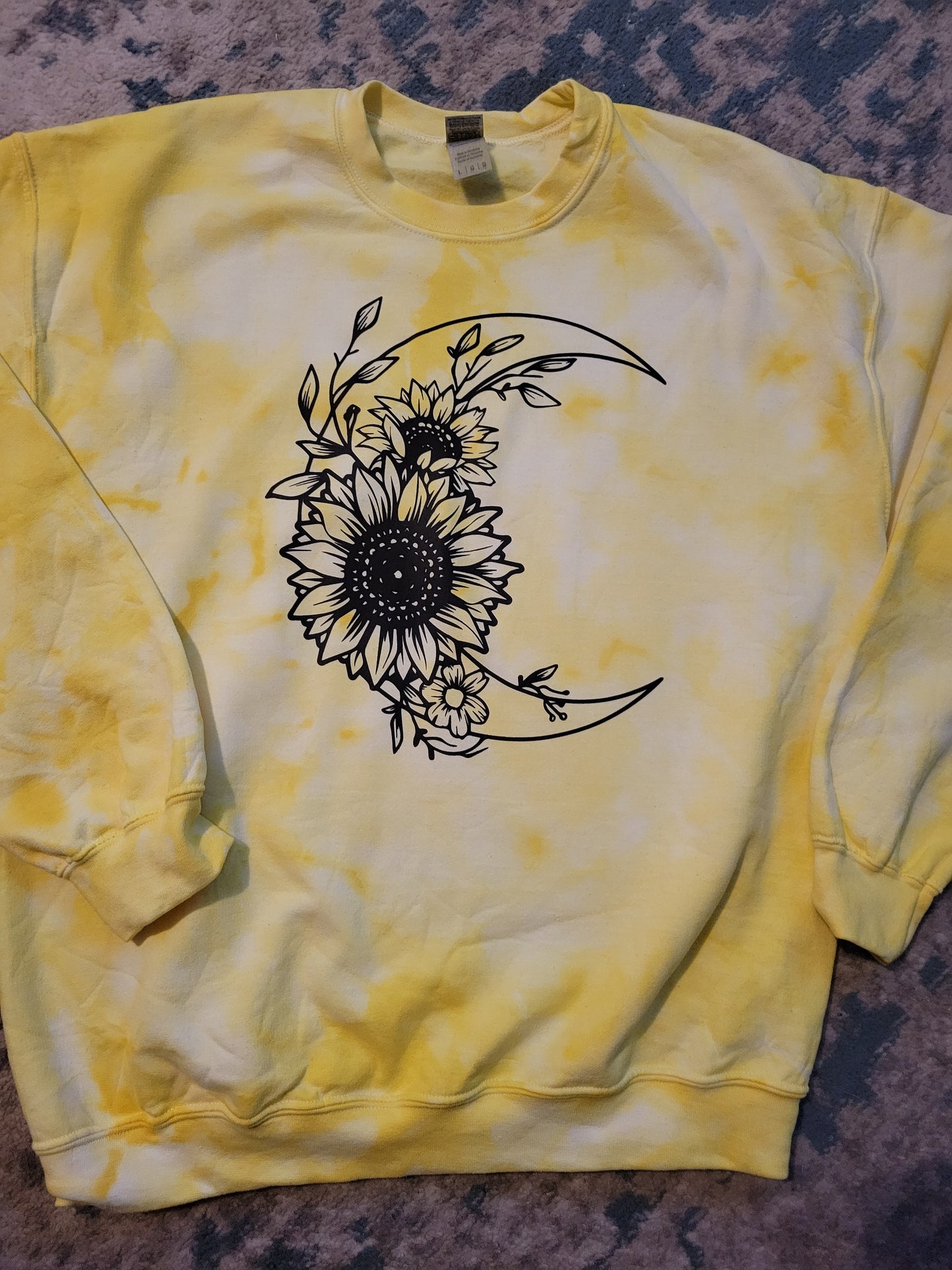 Tie Dye Yellow Flower Moon SweatShirt